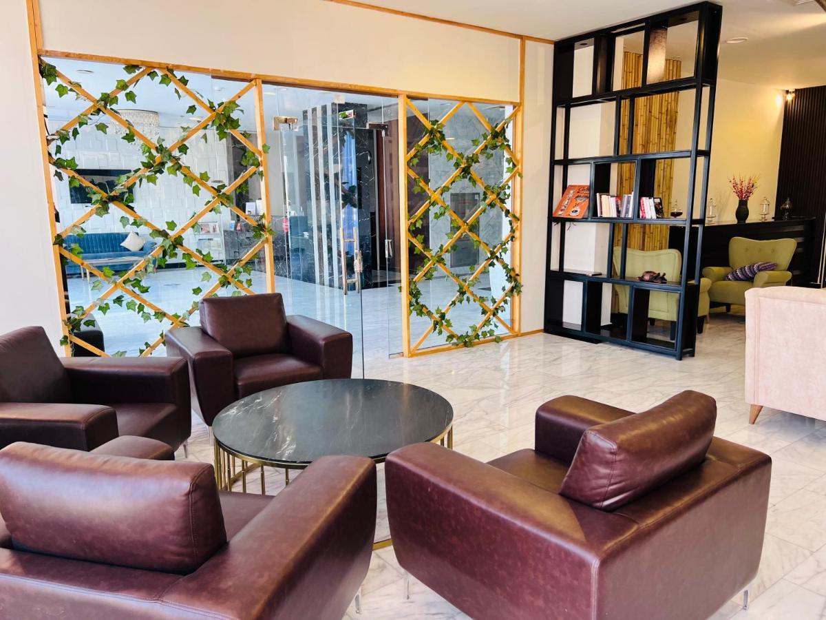 Golden Crown Hotel Alseeb Muscat エクステリア 写真